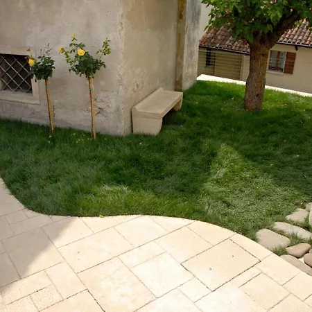 Via Paradiso 32 3* فيلتري
