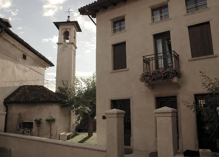 Bed & Breakfast Via Paradiso 32 3*