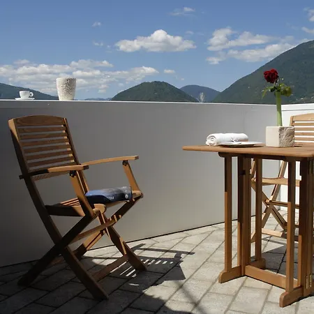 Bed & Breakfast Via Paradiso 32 3*